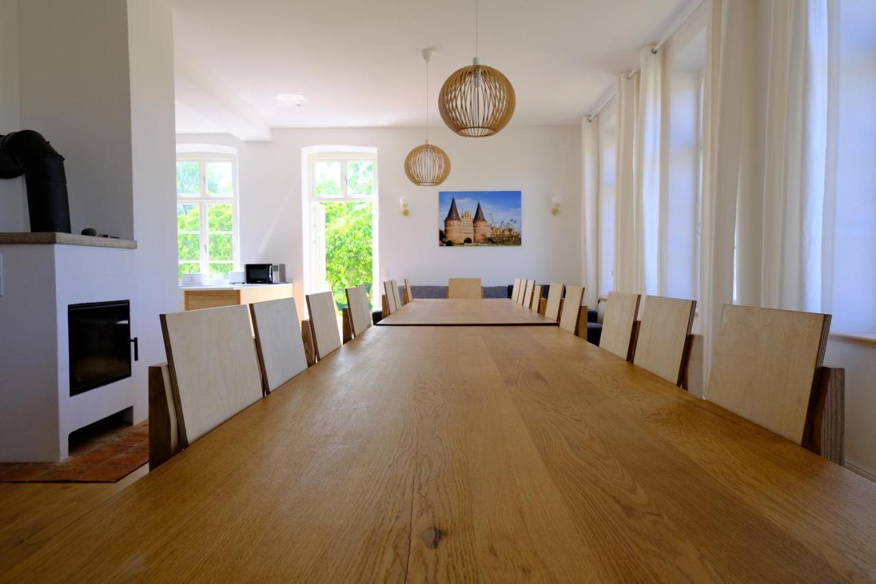 Gutshaus Fewo Luebeck ダッソー  エクステリア 写真