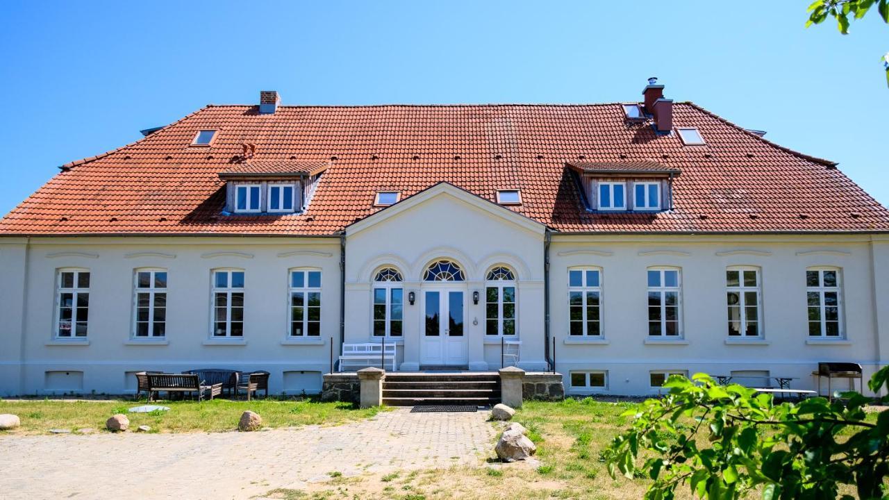 Gutshaus Fewo Luebeck ダッソー  エクステリア 写真
